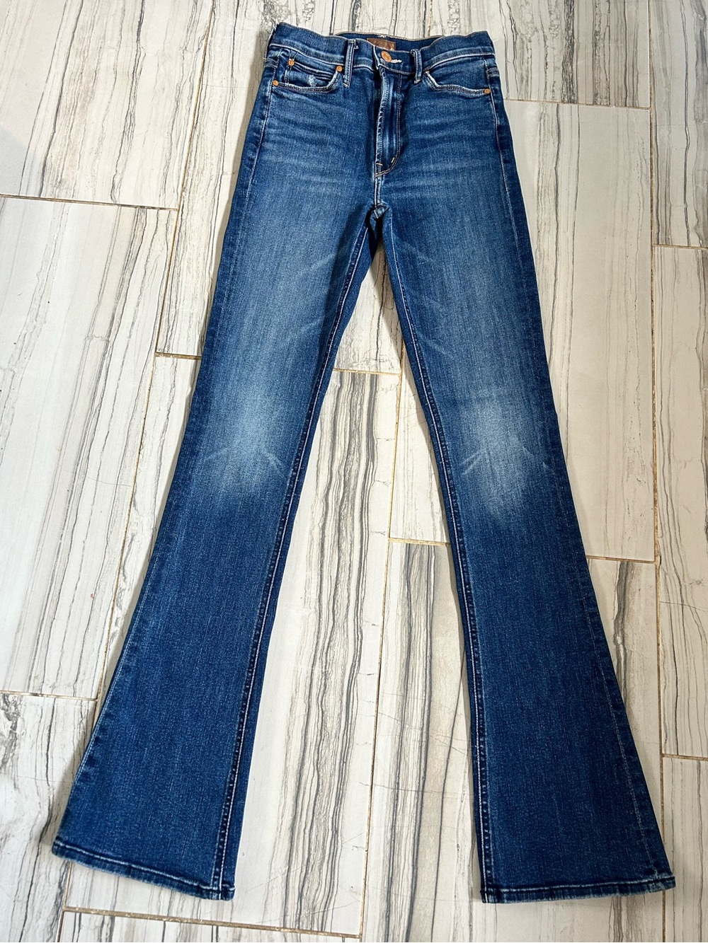 EUC MOTHER The Runaway Skinny Flare in Teaming Up 32” Inseam